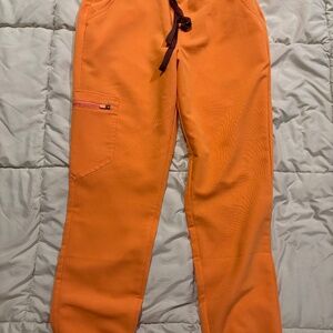 Figs small petite pants